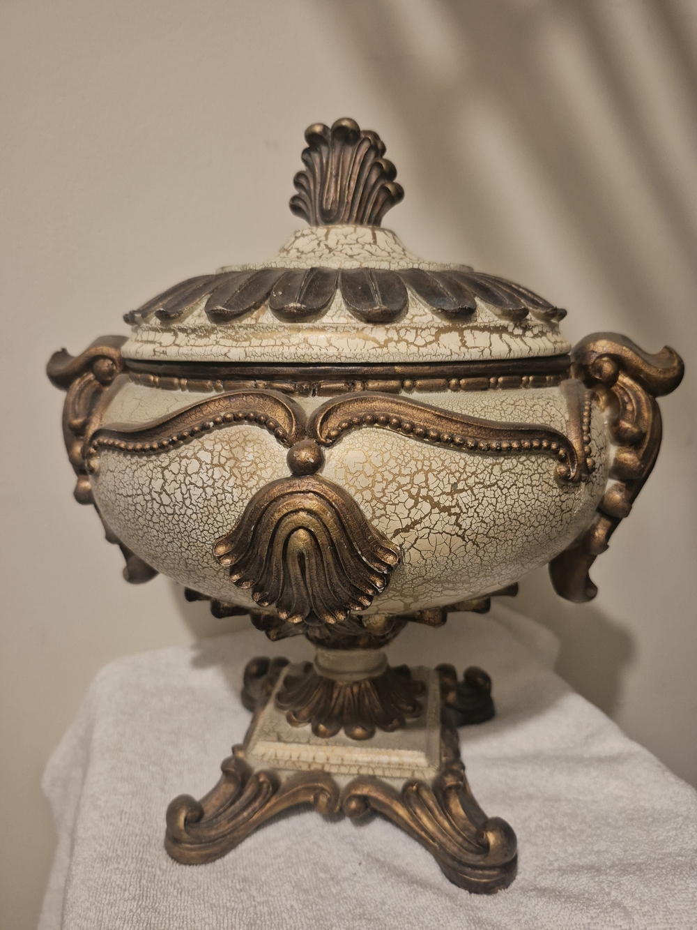 Ornate Decorative Covered Urn in Cream and Gold - Picture 8 of 8